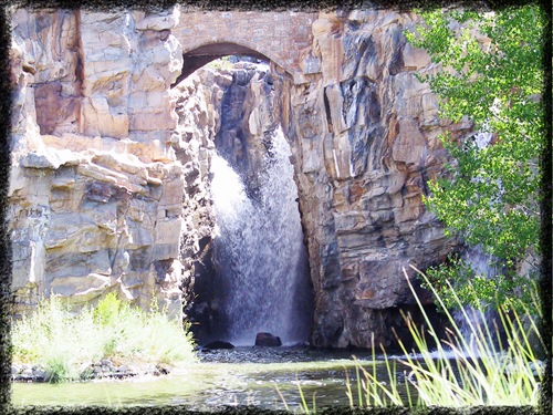 waterfall02