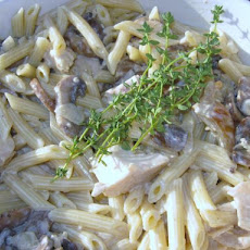 White Wine and Garlic Mushroom Cream Sauce
