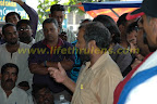crowd at Court Malai Temple
