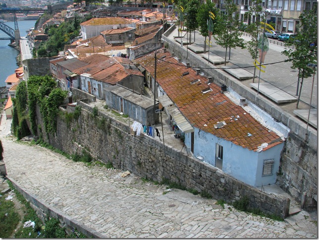 2008.06_porto_pilar_fontainhas_052