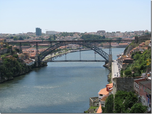 2008.06_porto_pilar_fontainhas_054