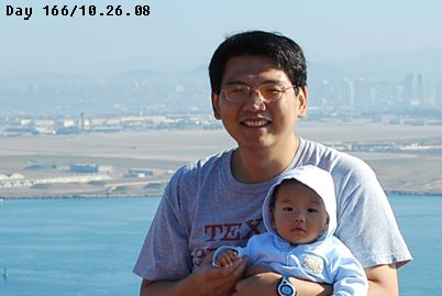 Cabrillo National Monument~又到海邊啦！照片中的背景是軍事基地。