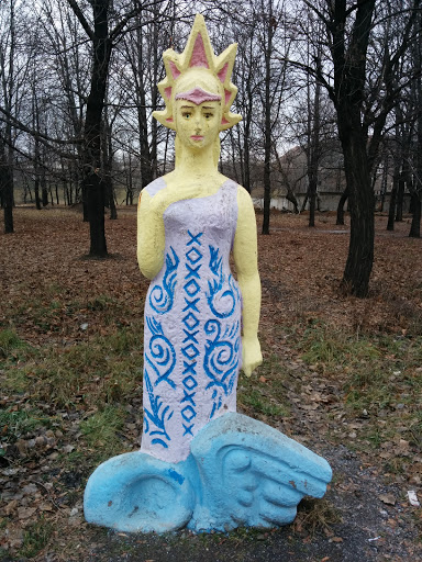 Carevna Nesmeyana Statue 