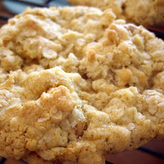 Chewy Oatmeal Cookies