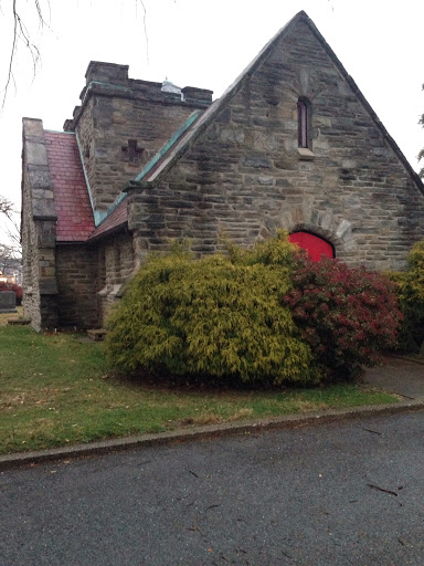 Wilmington and Brandywine Cemetery Chapel