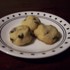 Chocolate Chip Kiss Cookies