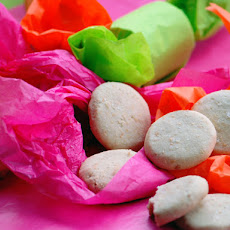 Polvorones de Cacahuate (Mexican Peanut Shortbread Cookies)
