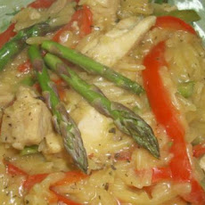 Orzo With Peppers and Asparagus