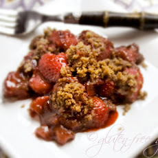 Strawberry Rhubarb Crisp Recipe with Balsamic Vinegar