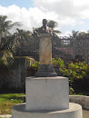 Julio Diaz Statue