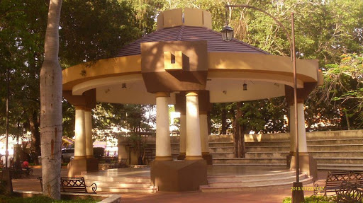 Glorieta del Parque José Francisco Peña Gomez