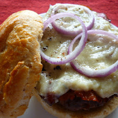 Maple Bleu Cheese Burger with Crispy Prosciutto & Red Onion