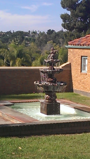 Glenn Abby Water Fountain