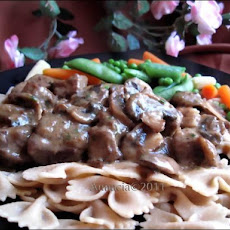 Beef and Mushrooms in Gravy