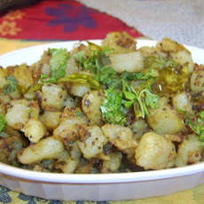 Potatoes With Fresh Curry Leaves (Bhaji)
