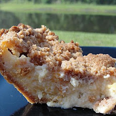 Peach Custard Pie With Streusel Topping