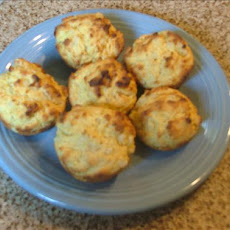 Jumbo Corn Muffins