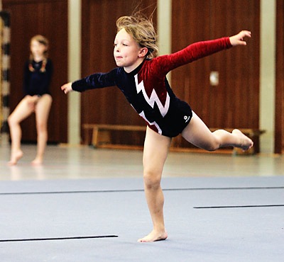 [young6[2].jpg]