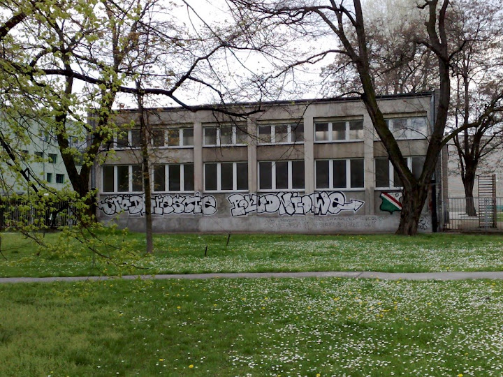 Prosze czekac zdjecie sie kiedys wczyta napewno ...