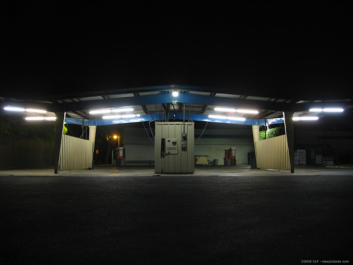 Washette at night