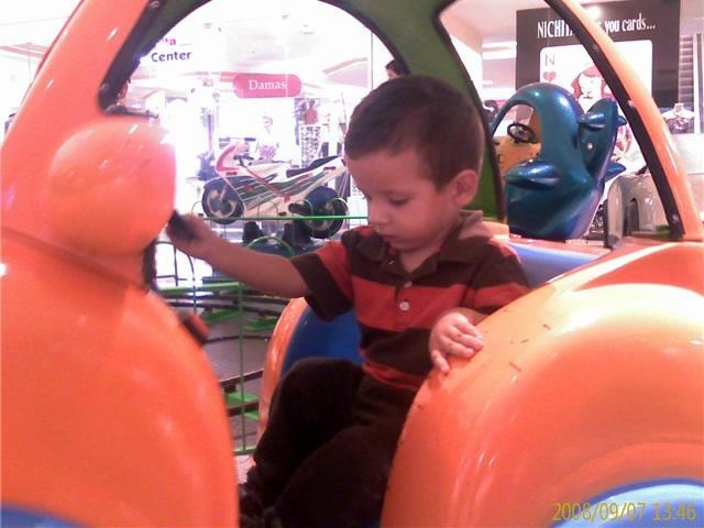 [santi mall 06[2].jpg]