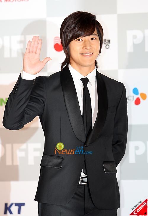 Lee Wan