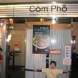 The Com Pho (コム フォー) restaurant in the  Marunouchi OAZO Shopping Center, near Tokyo station