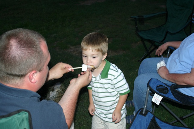 [080830Marshmallows0174.jpg]