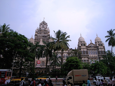 ボンベイ(Mumbai)のチャーチゲート駅周辺