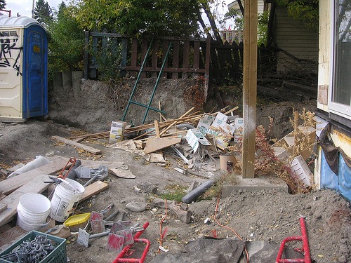 [job site trash[6].jpg]