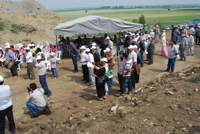 Avcı bir doğa dostudur, doğayı sever ve korur.