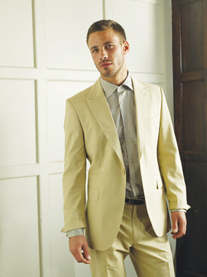 Qual a cor do terno masculino em um casamento? Cor do terno masculino para casamento