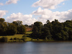 blenheim_palace_lake_5.JPG 