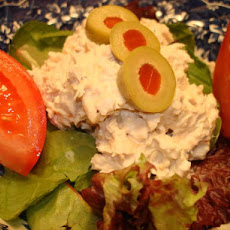 Mediterranean Tuna Salad