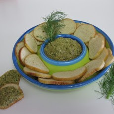 Mushroom Pesto With Sea Salt Bagel Crisps