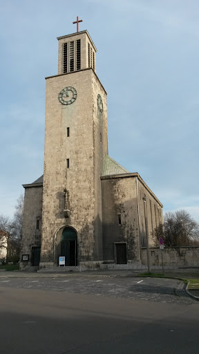 Friedenskirche Leuna 