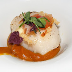Seared Scallops With Pumpkin Soup