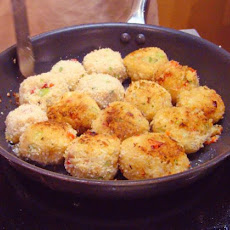 Crab Cakes With Thai Sweet Chili Sauce & Marinated Cucumber