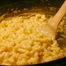 Aunt Bettye's Famous Crock Pot Macaroni and Cheese