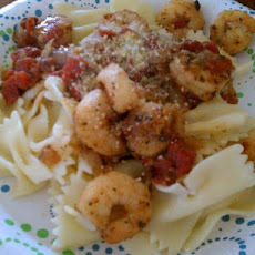 Shrimp and Pasta With Basil and Tomatoes