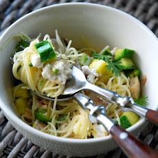 Zucchini and Green Coriander Pasta