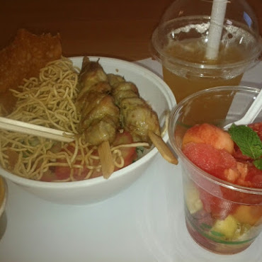 salade thaï, salade de fruits et bubble tea