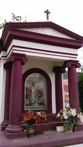 Ermita En El Camino