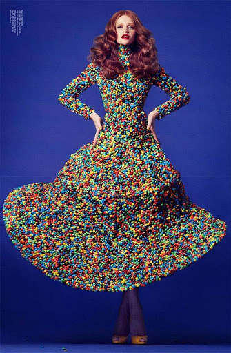 Vestido extravagante.