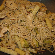 Chicken Lo Mein