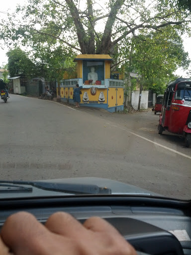 Dewala Road Budda Statue