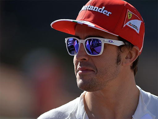 Las nuevas gafas de Fernando Alonso para esta temporada | Blickers