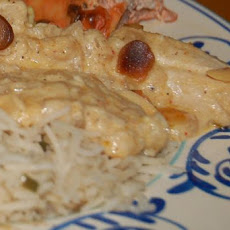 Mughlai Chicken With Almonds and Raisens