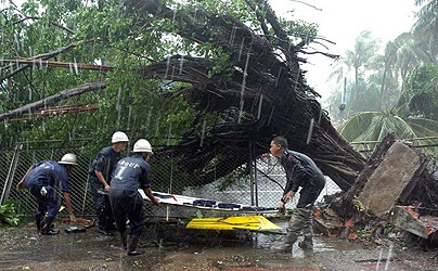 [040508-myanmar-404c_667881c[2].jpg]