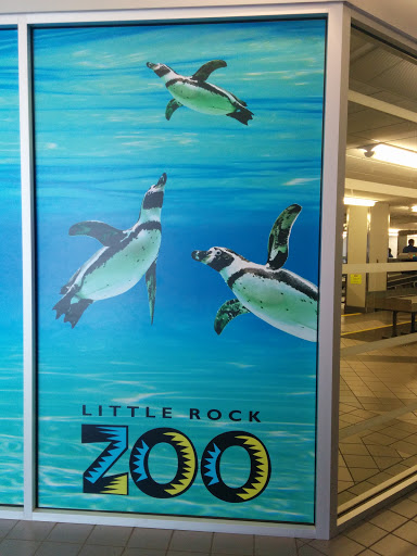 LR Zoo Mural